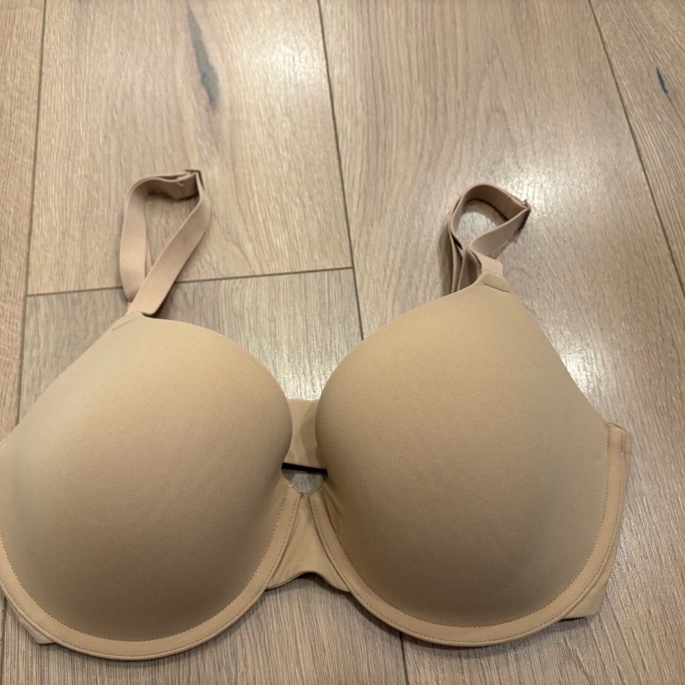 Skims Fits Everybody Tshirt Bra